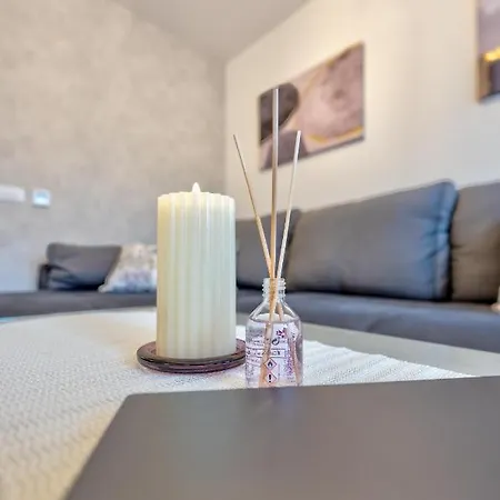 Le Sorelle Apartment