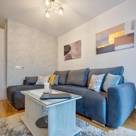 Le Sorelle Apartment